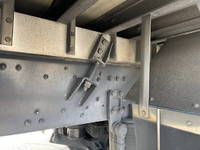 三菱ふそうスーパーグレート冷凍車（冷蔵車）大型（10t）[写真22]