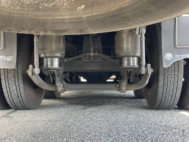 三菱ふそうスーパーグレート冷凍車（冷蔵車）大型（10t）[写真23]