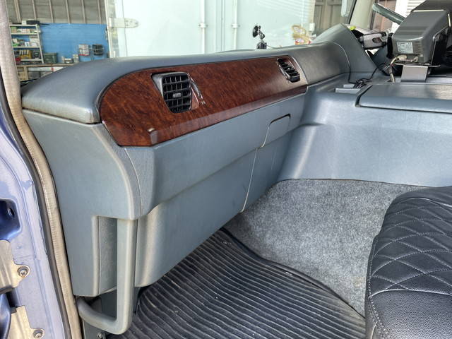 三菱ふそうスーパーグレート冷凍車（冷蔵車）大型（10t）[写真29]