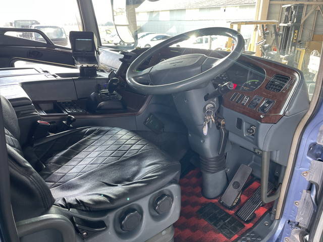 三菱ふそうスーパーグレート冷凍車（冷蔵車）大型（10t）[写真34]