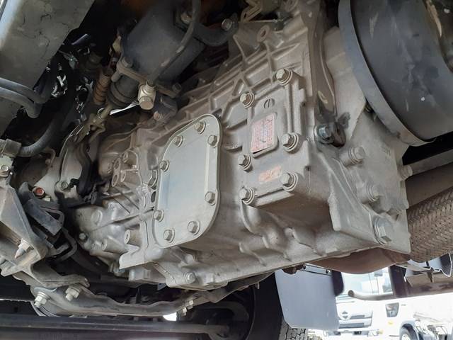 日野レンジャー平ボディ中型（4t）[写真15]