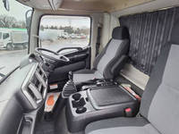 日野レンジャー平ボディ中型（4t）[写真21]