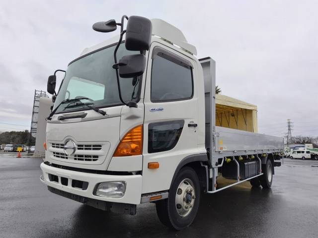 日野レンジャー平ボディ中型（4t）[写真03]