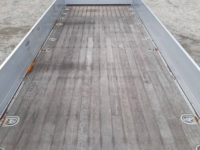 日野レンジャー平ボディ中型（4t）[写真07]