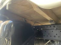 いすゞエルフ平ボディ小型（2t・3t）[写真13]