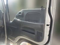 いすゞエルフ平ボディ小型（2t・3t）[写真21]