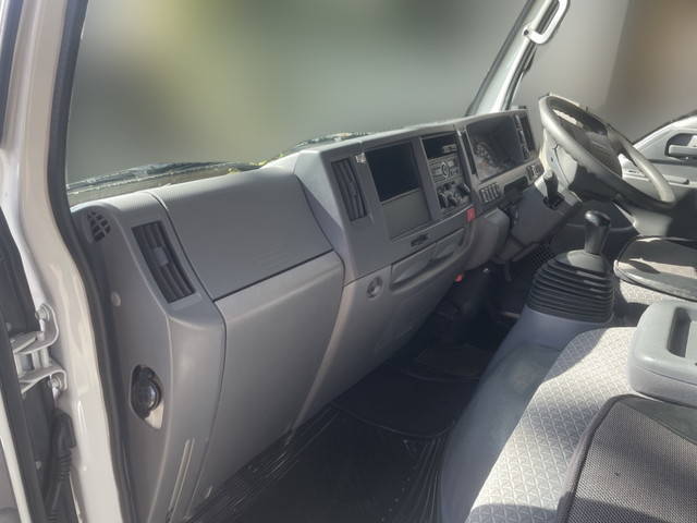 いすゞエルフ平ボディ小型（2t・3t）[写真25]