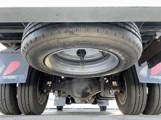 いすゞエルフアルミバン小型（2t・3t）[写真17]