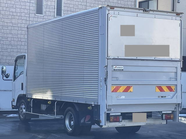 いすゞエルフアルミバン小型（2t・3t）[写真02]