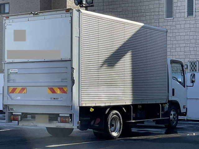 いすゞエルフアルミバン小型（2t・3t）[写真04]