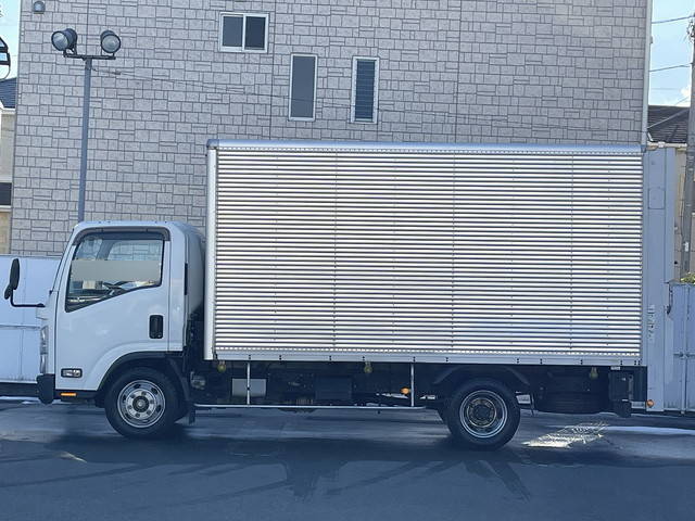 いすゞエルフアルミバン小型（2t・3t）[写真06]