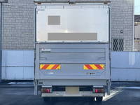 いすゞエルフアルミバン小型（2t・3t）[写真08]