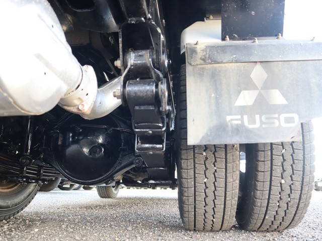 三菱ふそうキャンターダンプ小型（2t・3t）[写真10]