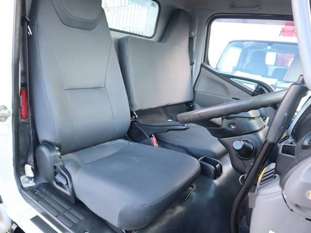 三菱ふそうキャンターダンプ小型（2t・3t）[写真12]