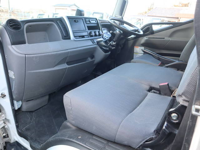 三菱ふそうキャンターダンプ小型（2t・3t）[写真13]