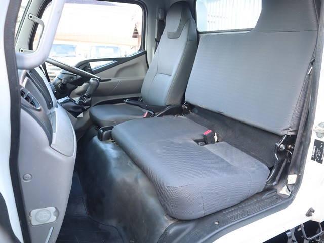 三菱ふそうキャンターダンプ小型（2t・3t）[写真14]