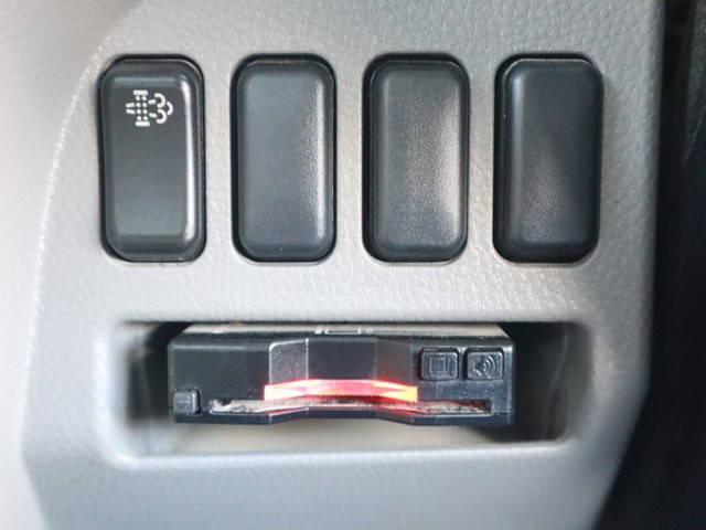 三菱ふそうキャンターダンプ小型（2t・3t）[写真17]