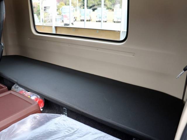 日野レンジャーアルミブロック中型（4t）[写真24]