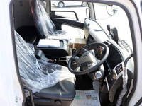 三菱ふそうファイターセルフクレーン4段増トン（6t・8t）[写真14]