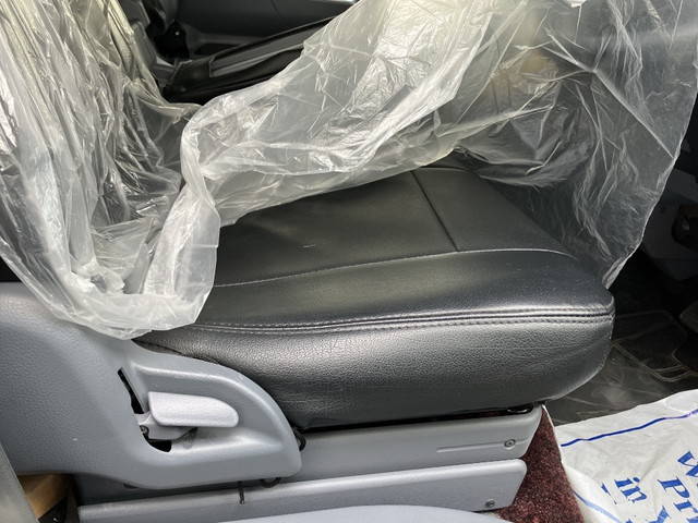 日産アトラス平ボディ小型（2t・3t）[写真25]