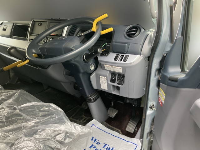 日産アトラス平ボディ小型（2t・3t）[写真28]