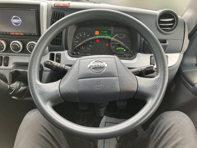 日産アトラス平ボディ小型（2t・3t）[写真29]