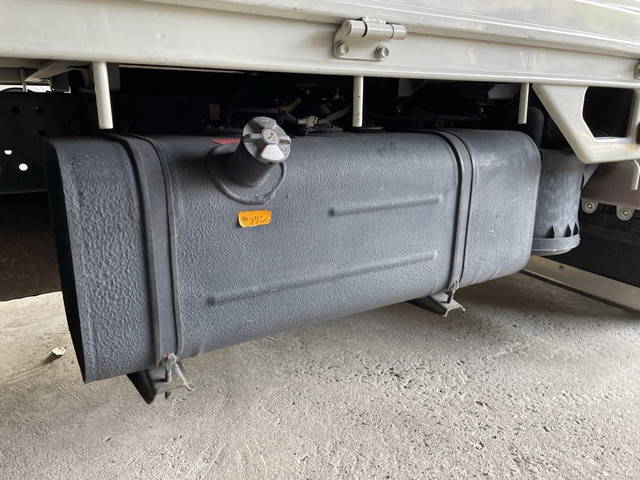 トヨタトヨエース平ボディ小型（2t・3t）[写真08]