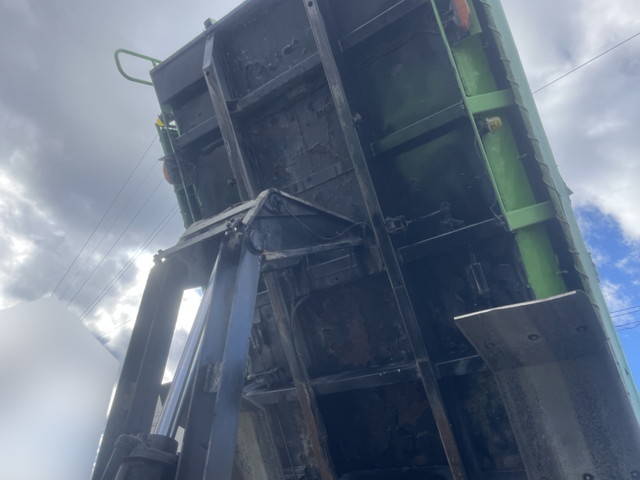 日野レンジャーダンプ増トン（6t・8t）[写真08]