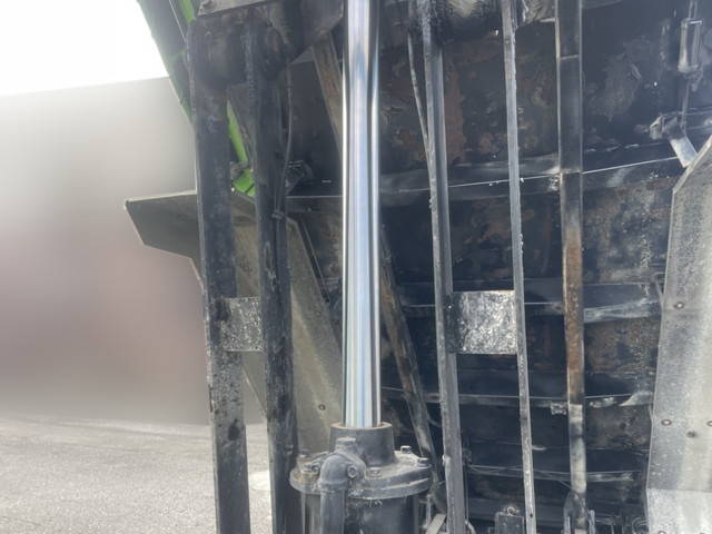 日野レンジャーダンプ増トン（6t・8t）[写真09]