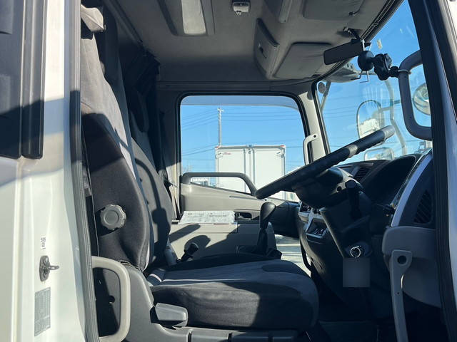 UDトラックスコンドルクレーン4段増トン（6t・8t）[写真22]