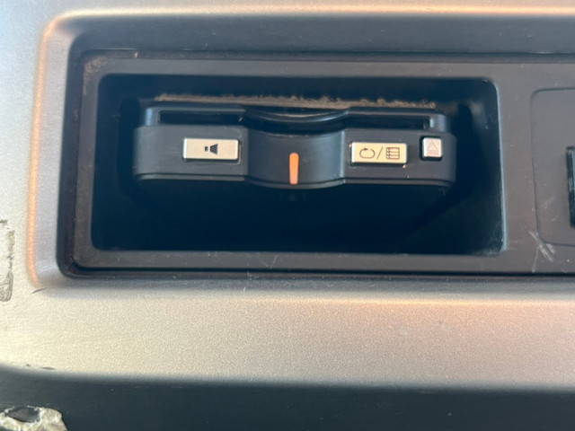 UDトラックスコンドルクレーン4段増トン（6t・8t）[写真28]