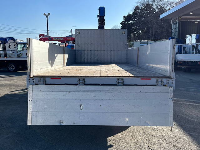 UDトラックスコンドルクレーン4段増トン（6t・8t）[写真07]