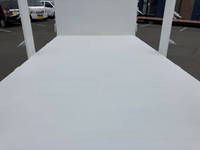 いすゞエルフ平ボディ小型（2t・3t）[写真11]