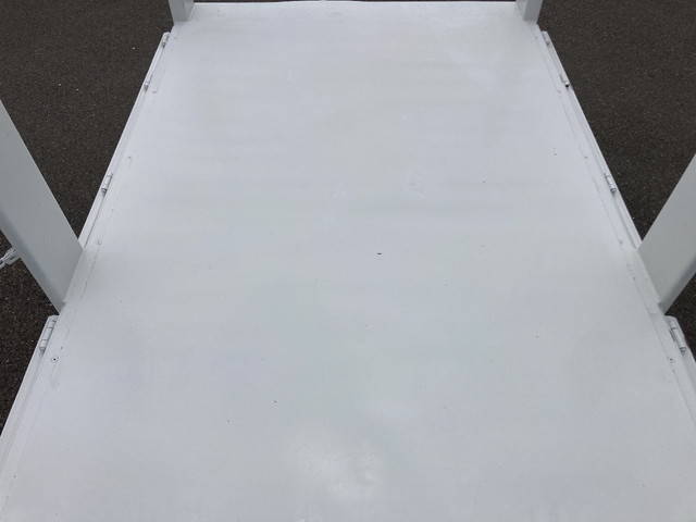 いすゞエルフ平ボディ小型（2t・3t）[写真12]