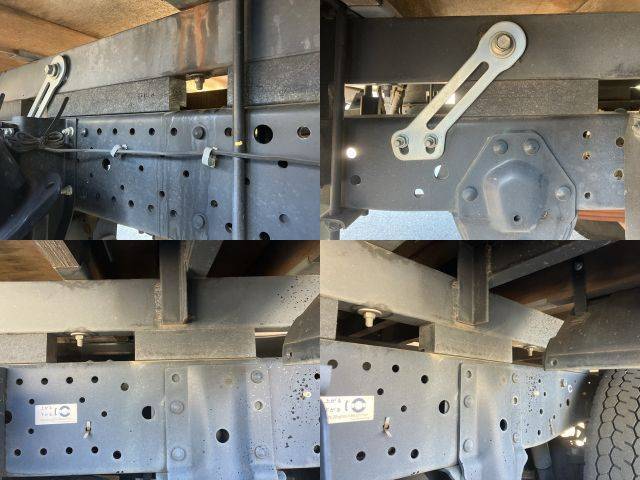 いすゞエルフ平ボディ小型（2t・3t）[写真20]