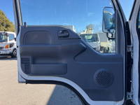 いすゞエルフ平ボディ小型（2t・3t）[写真26]