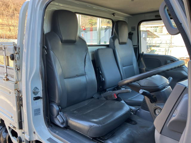 いすゞエルフ平ボディ小型（2t・3t）[写真29]