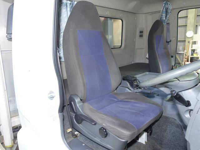 三菱ふそうファイターアルミウイング中型（4t）[写真27]