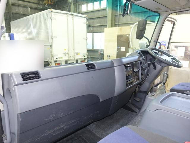 三菱ふそうファイターアルミウイング中型（4t）[写真29]