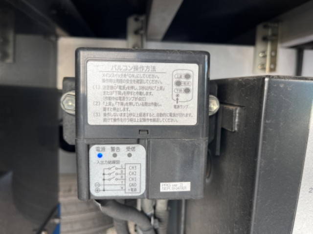 いすゞフォワードアルミバン中型（4t）[写真14]