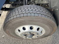 いすゞフォワードアルミバン中型（4t）[写真17]