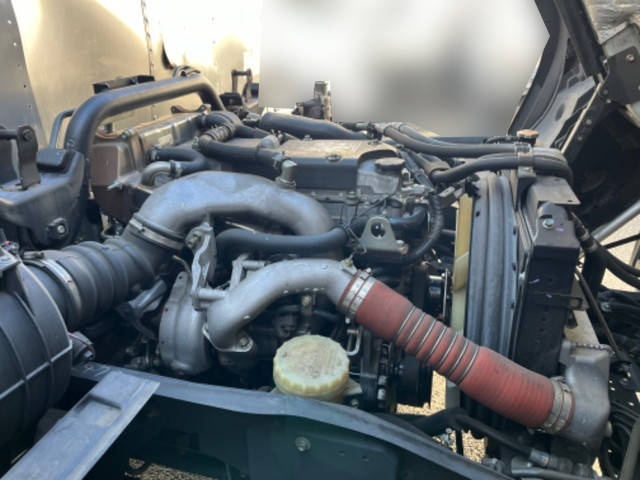 いすゞフォワードアルミバン中型（4t）[写真20]