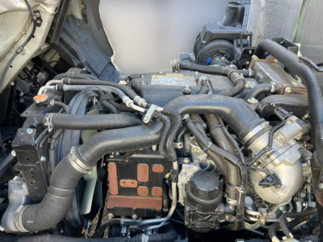 いすゞフォワードアルミバン中型（4t）[写真21]