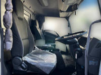 いすゞフォワードアルミバン中型（4t）[写真22]