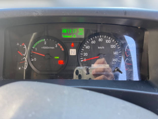 いすゞフォワードアルミバン中型（4t）[写真26]