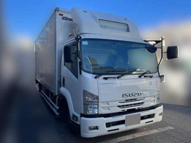 いすゞフォワードアルミバン中型（4t）[写真03]