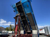 いすゞギガダンプ大型（10t）[写真16]