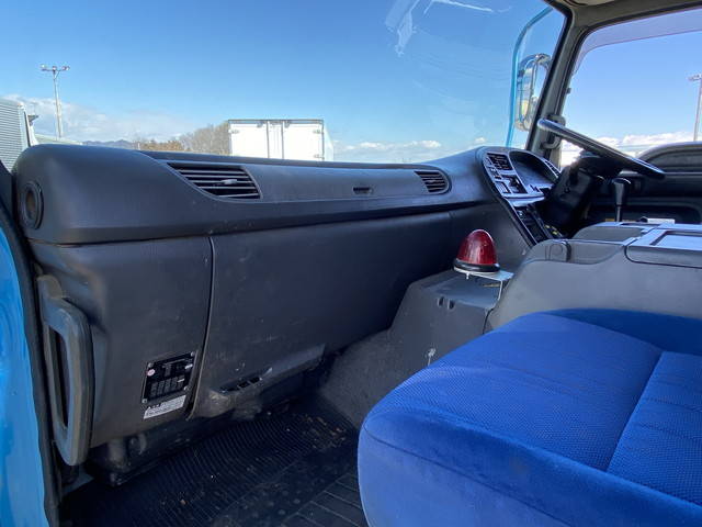 いすゞギガダンプ大型（10t）[写真30]