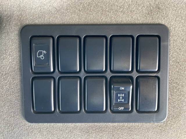 いすゞギガダンプ大型（10t）[写真37]