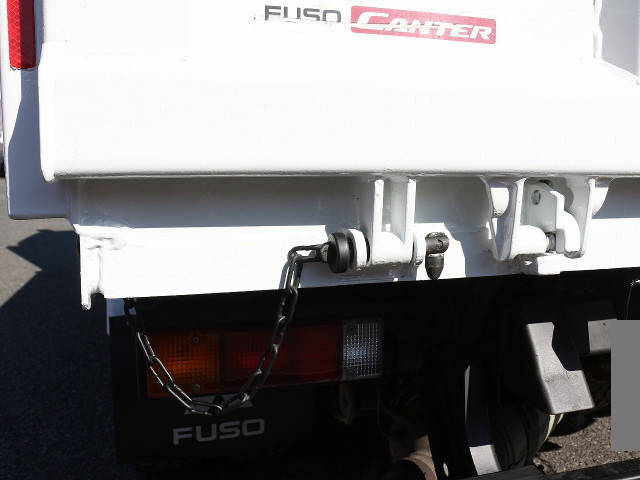 三菱ふそうキャンターダンプ小型（2t・3t）[写真12]